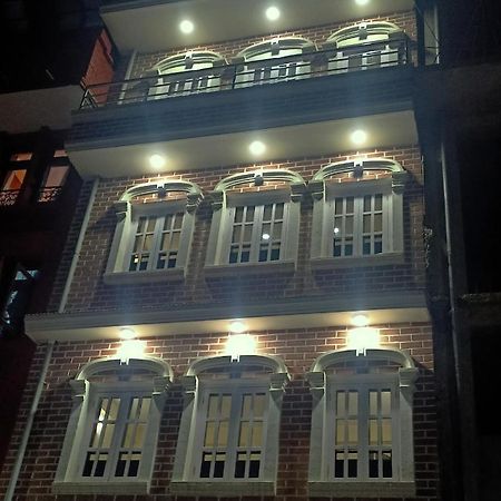 Nirvana Kuti Kathmandu Bagian luar foto