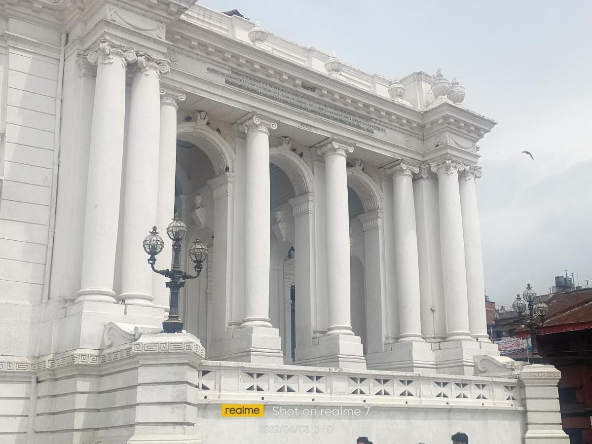Nirvana Kuti Kathmandu Bagian luar foto