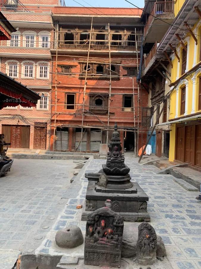 Nirvana Kuti Kathmandu Bagian luar foto